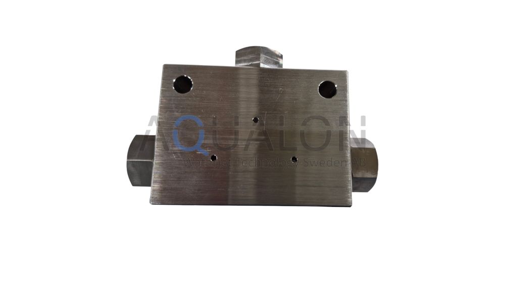 Tee, 1/4, UHP, 20455824